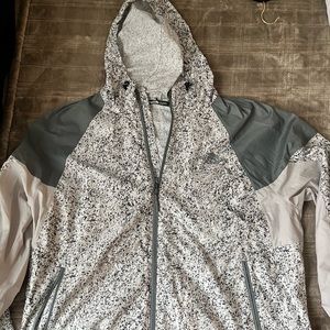 BARELY USED/ BRAND NEW MENS CLOTHING